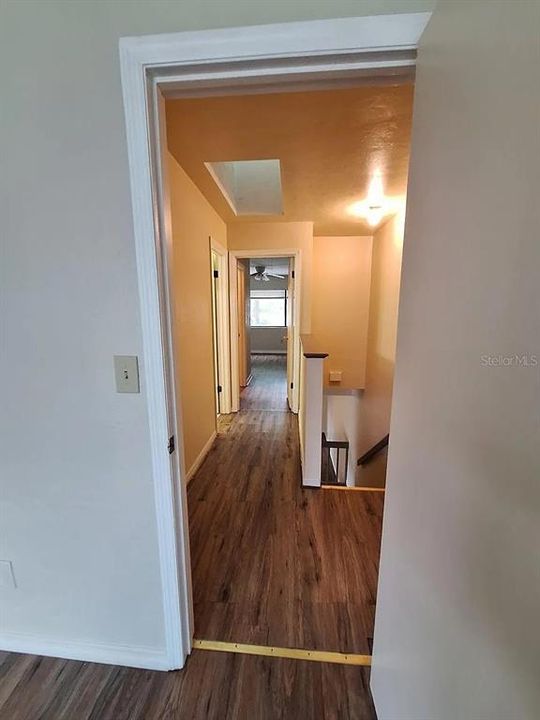 For Rent: $1,299 (2 beds, 1 baths, 1016 Square Feet)