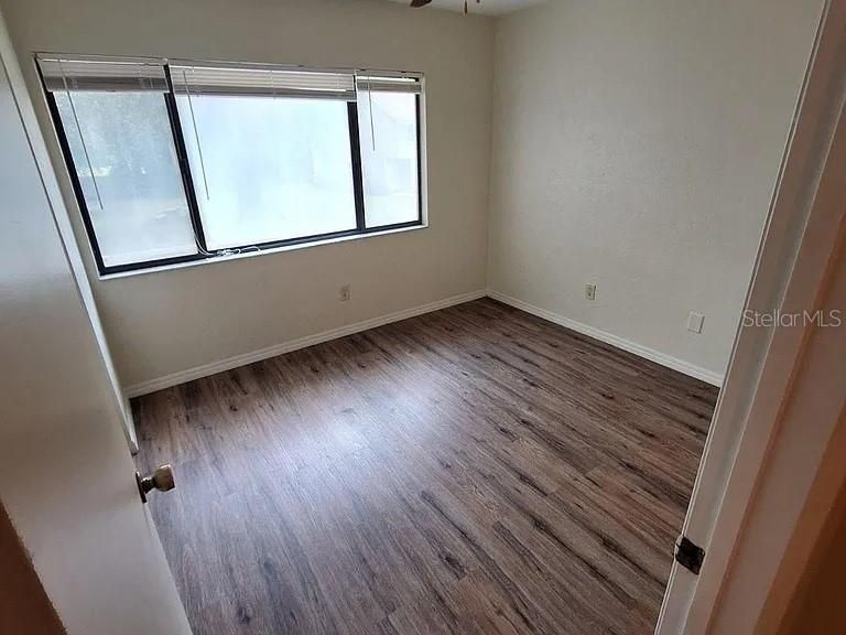 For Rent: $1,299 (2 beds, 1 baths, 1016 Square Feet)
