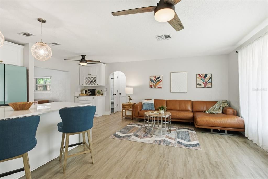 : $495,000 (2 beds, 2 baths, 1347 Square Feet)