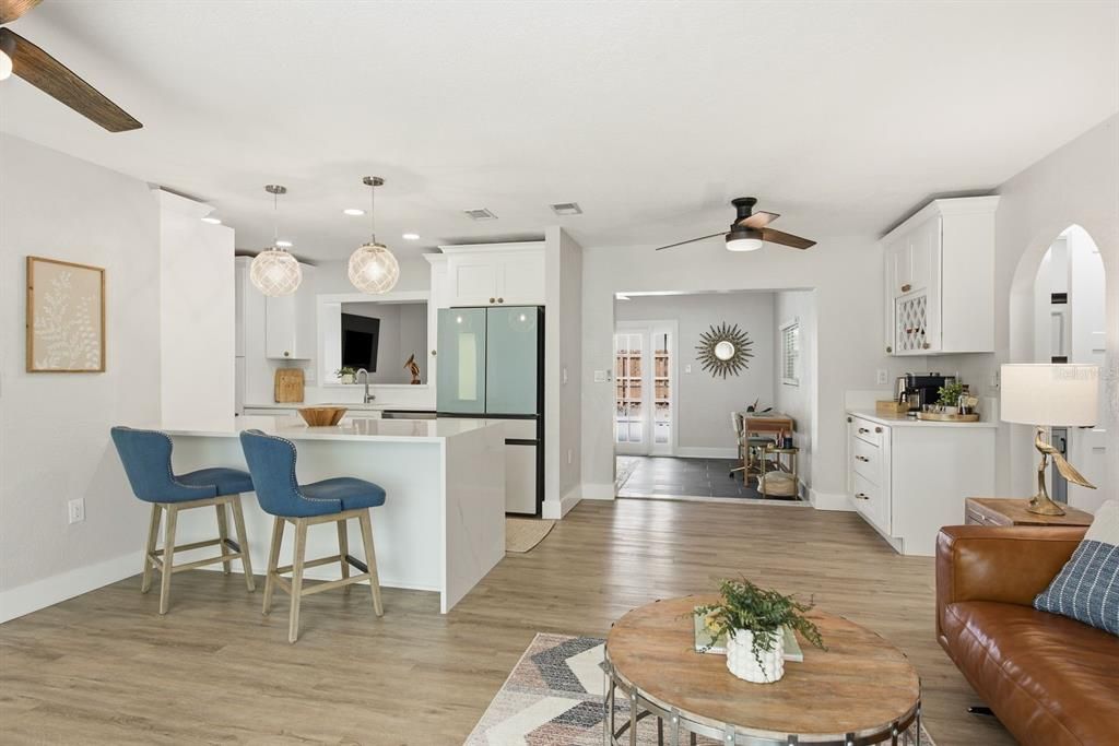 : $495,000 (2 beds, 2 baths, 1347 Square Feet)