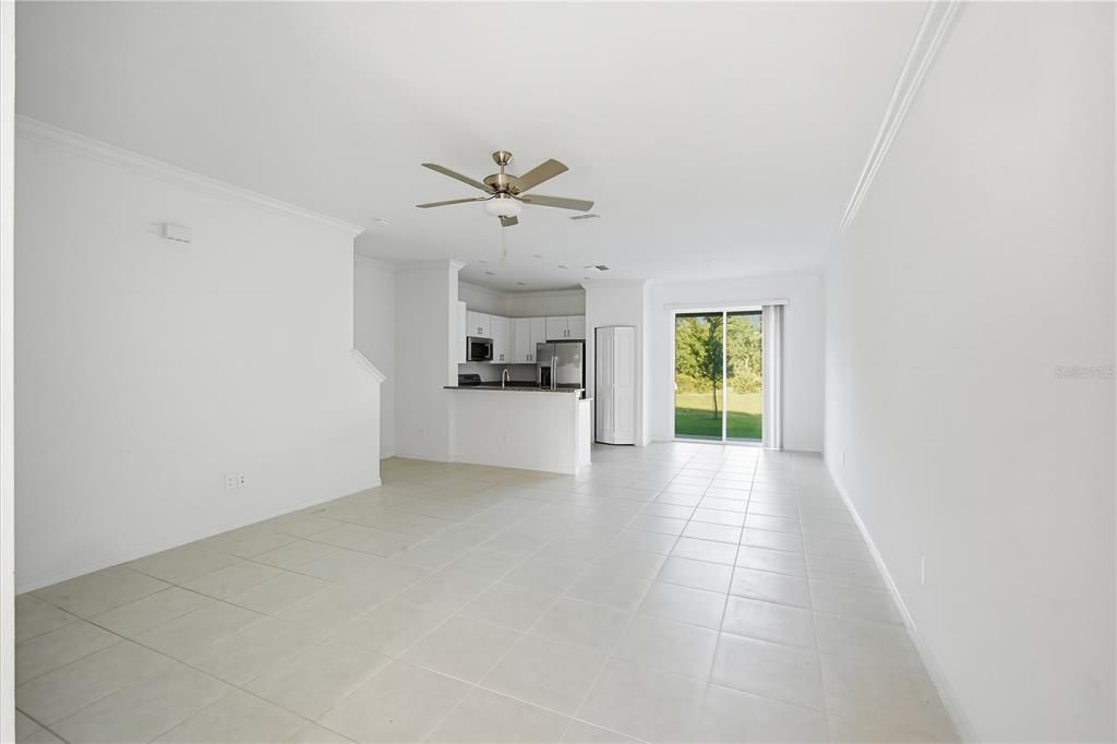 For Rent: $1,899 (3 beds, 3 baths, 1666 Square Feet)