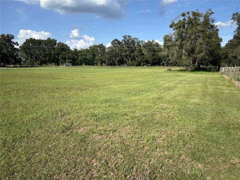 На продажу: $99,000 (1.00 acres)