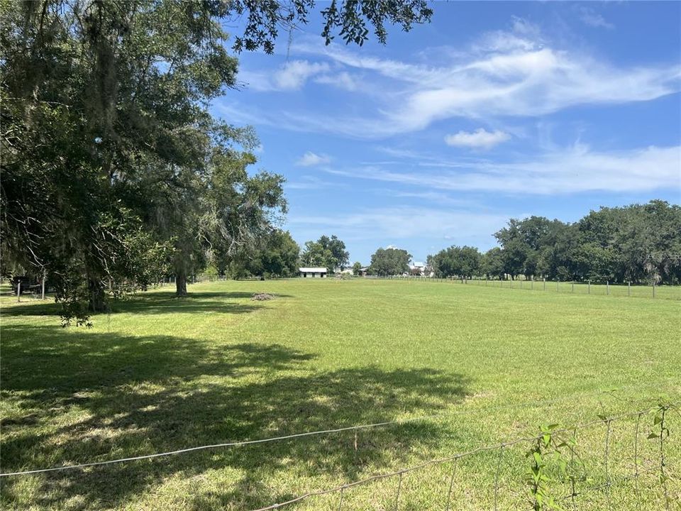 На продажу: $99,000 (1.00 acres)