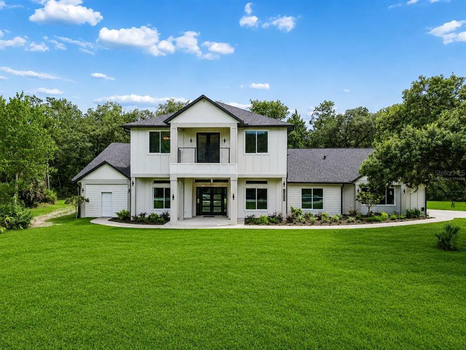 For Sale: $1,550,000 (4 beds, 3 baths, 4543 Square Feet)