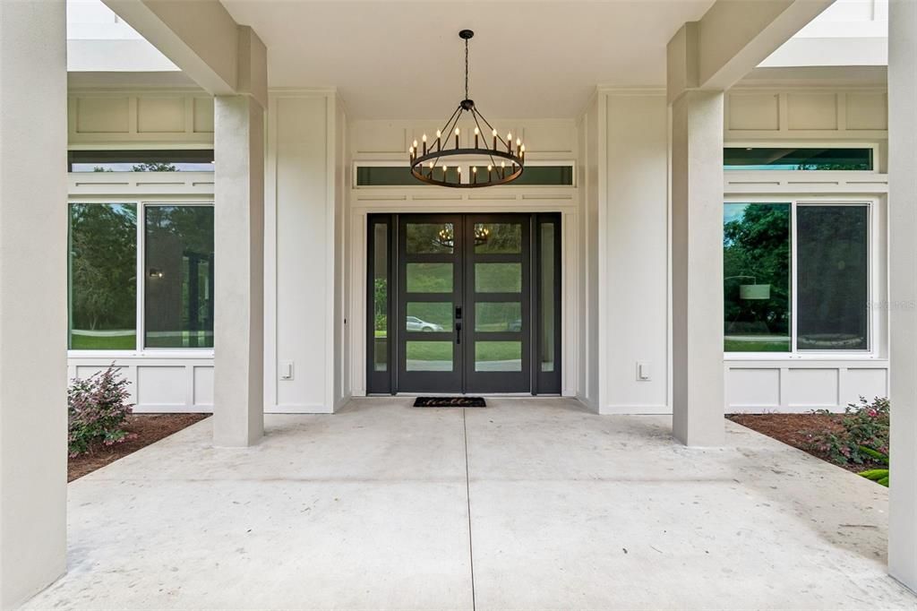 For Sale: $1,550,000 (4 beds, 3 baths, 4543 Square Feet)