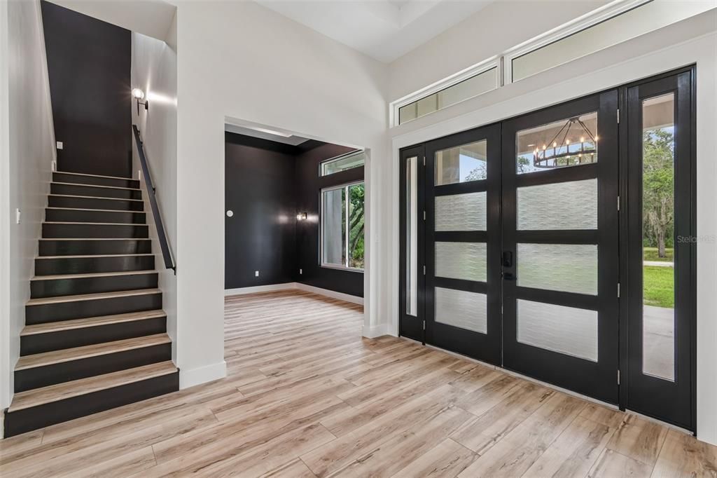 For Sale: $1,550,000 (4 beds, 3 baths, 4543 Square Feet)