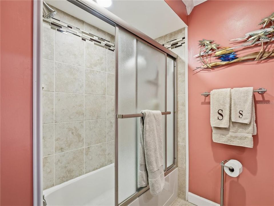 На продажу: $375,000 (3 спален, 2 ванн, 1244 Квадратных фут)