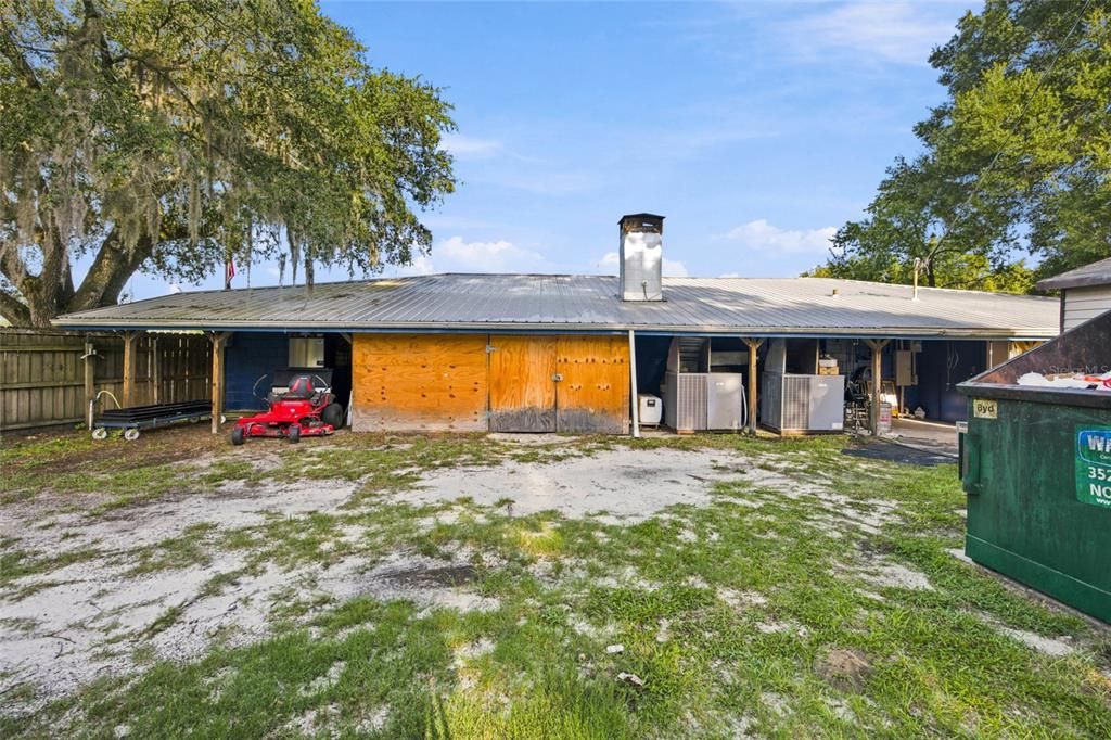 For Sale: $1,299,000 (3 beds, 2 baths, 1528 Square Feet)