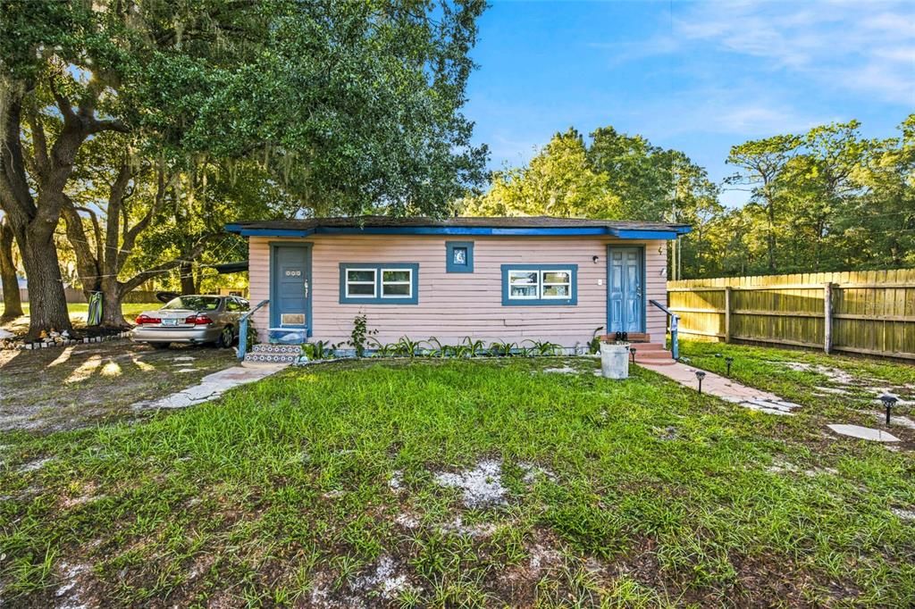 For Sale: $1,299,000 (3 beds, 2 baths, 1528 Square Feet)