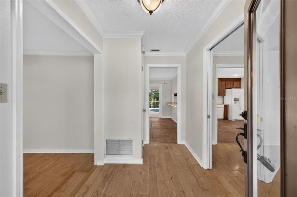 En Venta: $875,000 (5 camas, 4 baños, 3136 Pies cuadrados)