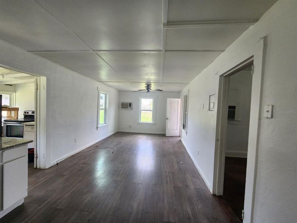En Renta: $1,500 (2 camas, 1 baños, 1120 Pies cuadrados)