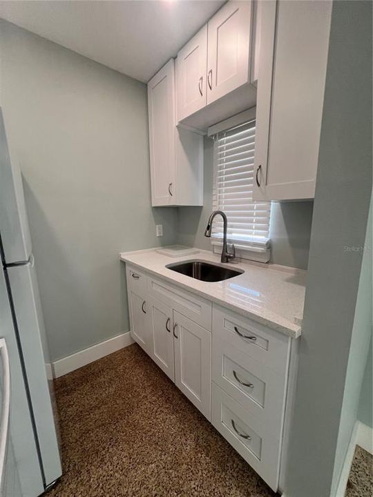 В аренду: $2,200 (2 спален, 1 ванн, 650 Квадратных фут)