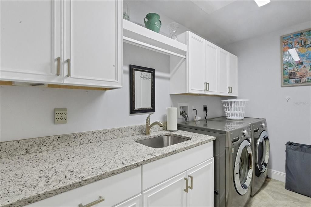 For Sale: $775,000 (3 beds, 2 baths, 1950 Square Feet)