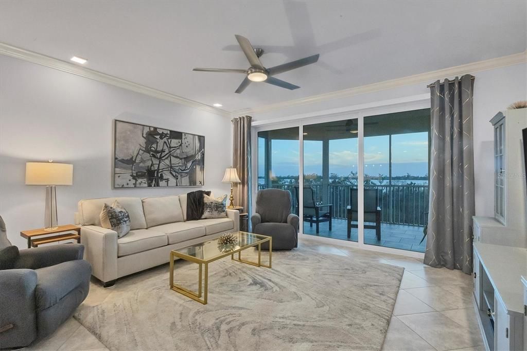 For Sale: $775,000 (3 beds, 2 baths, 1950 Square Feet)