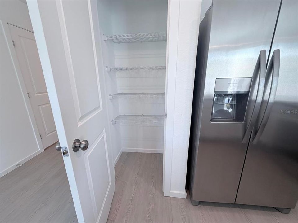 En Renta: $2,250 (3 camas, 2 baños, 1423 Pies cuadrados)