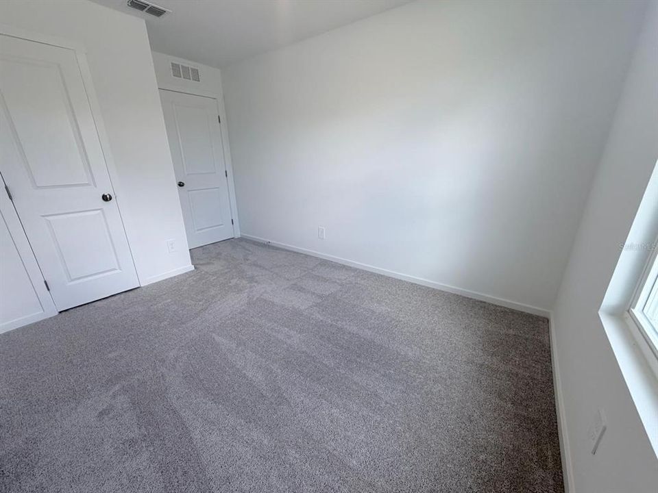 En Renta: $2,250 (3 camas, 2 baños, 1423 Pies cuadrados)