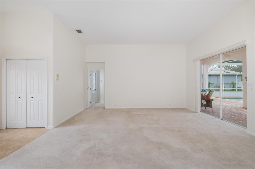 En Venta: $449,000 (3 camas, 2 baños, 2282 Pies cuadrados)