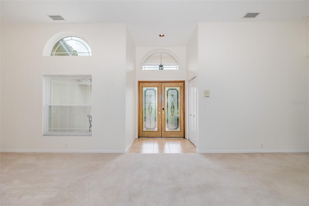 En Venta: $449,000 (3 camas, 2 baños, 2282 Pies cuadrados)