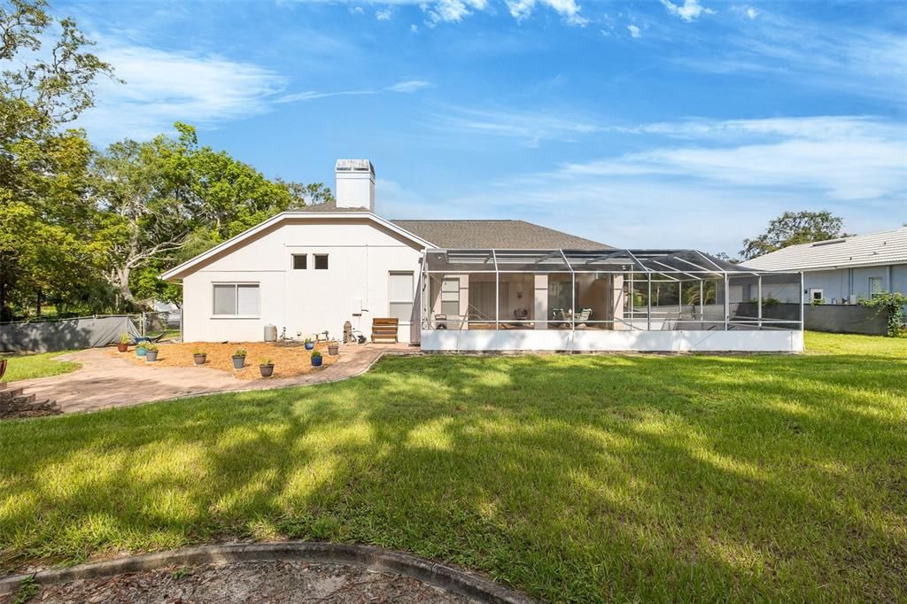 En Venta: $449,000 (3 camas, 2 baños, 2282 Pies cuadrados)