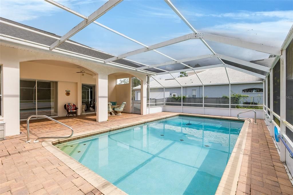 En Venta: $449,000 (3 camas, 2 baños, 2282 Pies cuadrados)