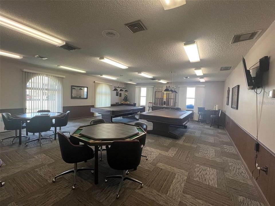 For Rent: $1,500 (1 beds, 1 baths, 875 Square Feet)