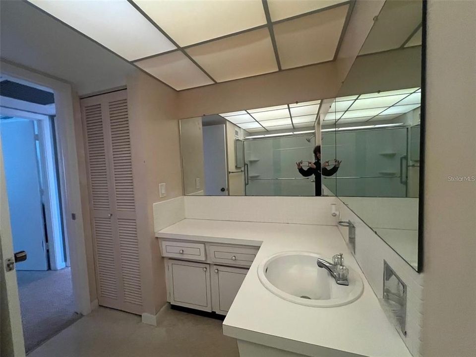 For Rent: $1,500 (1 beds, 1 baths, 875 Square Feet)