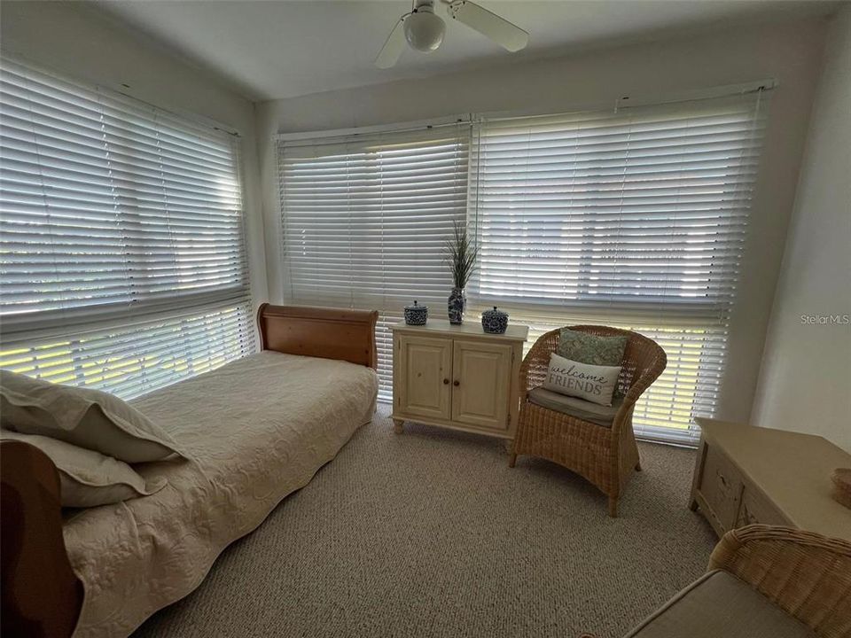 For Rent: $1,500 (1 beds, 1 baths, 875 Square Feet)