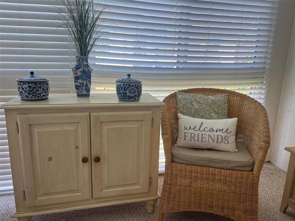For Rent: $1,500 (1 beds, 1 baths, 875 Square Feet)
