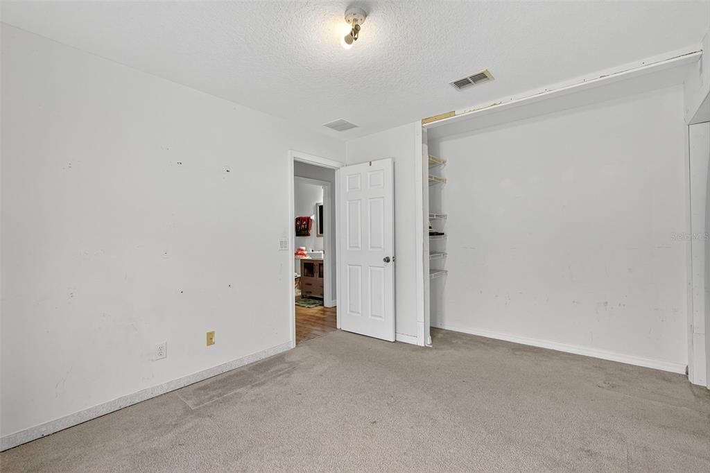 В аренду: $1,800 (3 спален, 2 ванн, 1456 Квадратных фут)