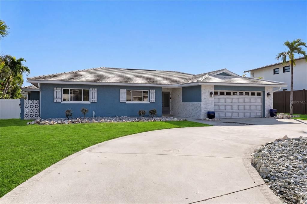 En Venta: $1,449,000 (4 camas, 3 baños, 2404 Pies cuadrados)