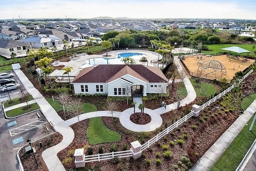 En Venta: $390,500 (4 camas, 3 baños, 2358 Pies cuadrados)