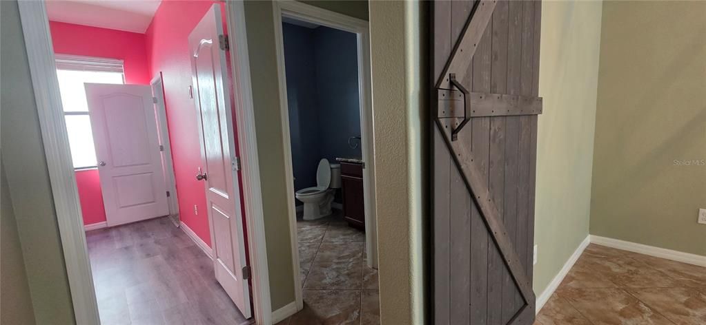 En Venta: $390,500 (4 camas, 3 baños, 2358 Pies cuadrados)