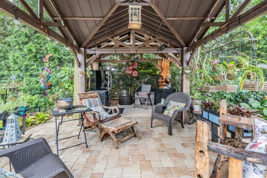 En Venta: $850,000 (4 camas, 3 baños, 2687 Pies cuadrados)