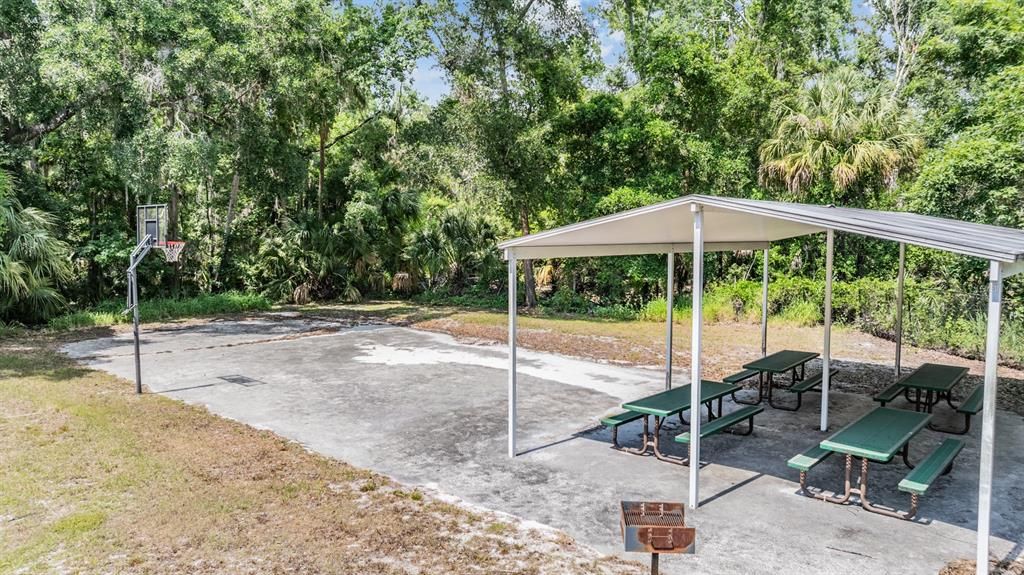 En Venta: $850,000 (4 camas, 3 baños, 2687 Pies cuadrados)