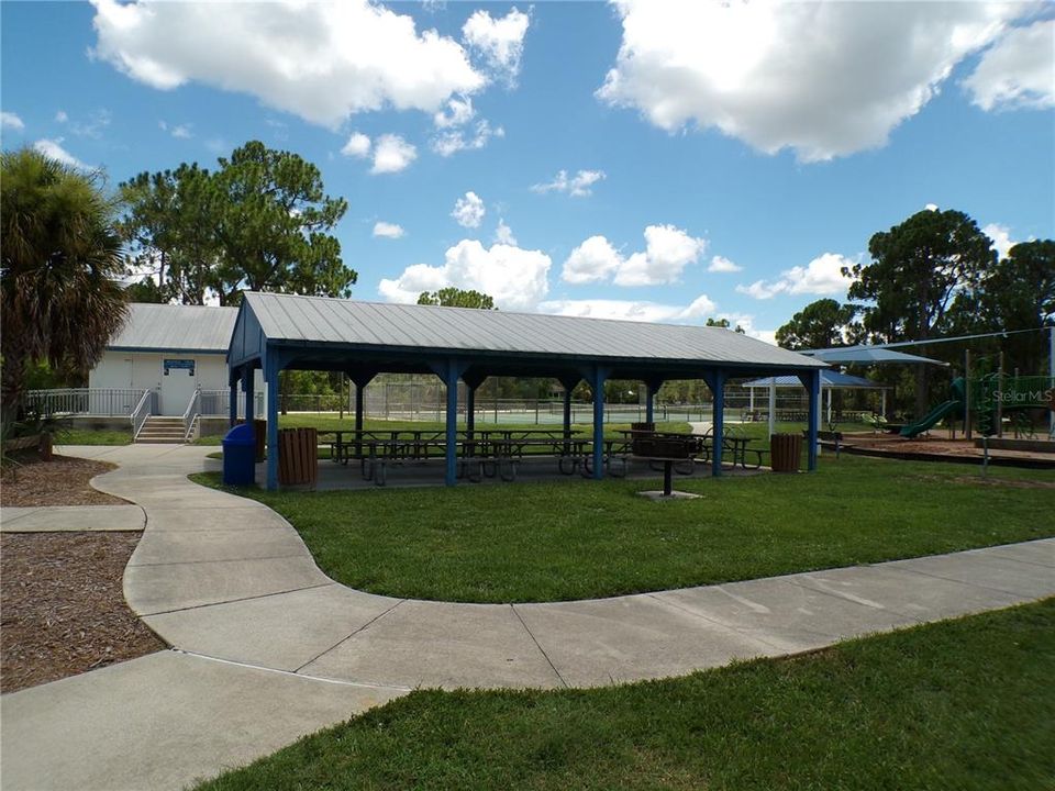 En Venta: $12,990 (0.17 acres)