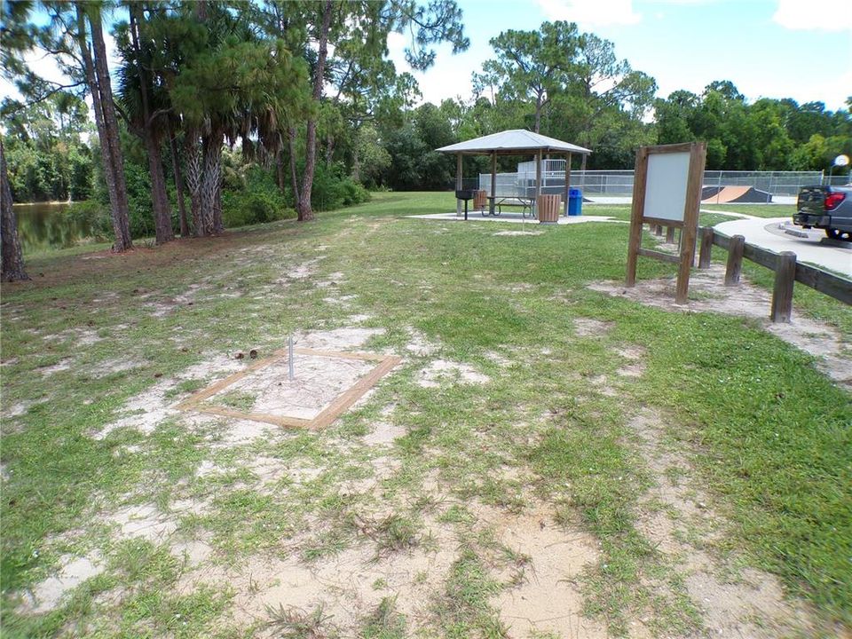En Venta: $12,990 (0.17 acres)