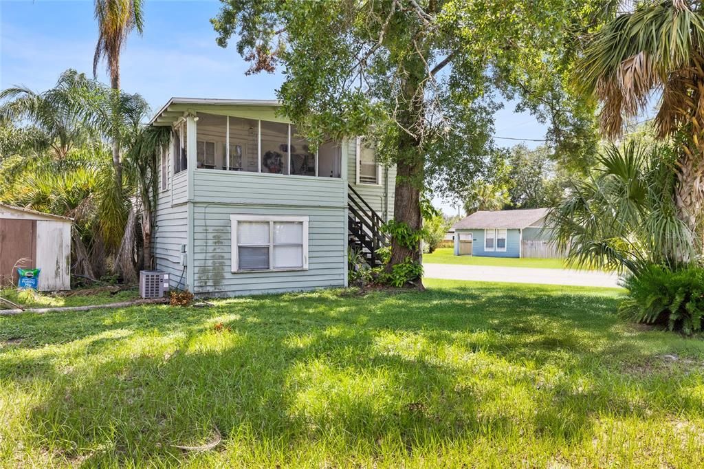 En Venta: $569,000 (4 camas, 2 baños, 1204 Pies cuadrados)