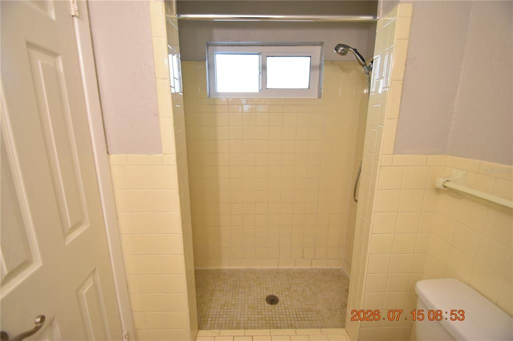 В аренду: $1,745 (2 спален, 2 ванн, 1028 Квадратных фут)