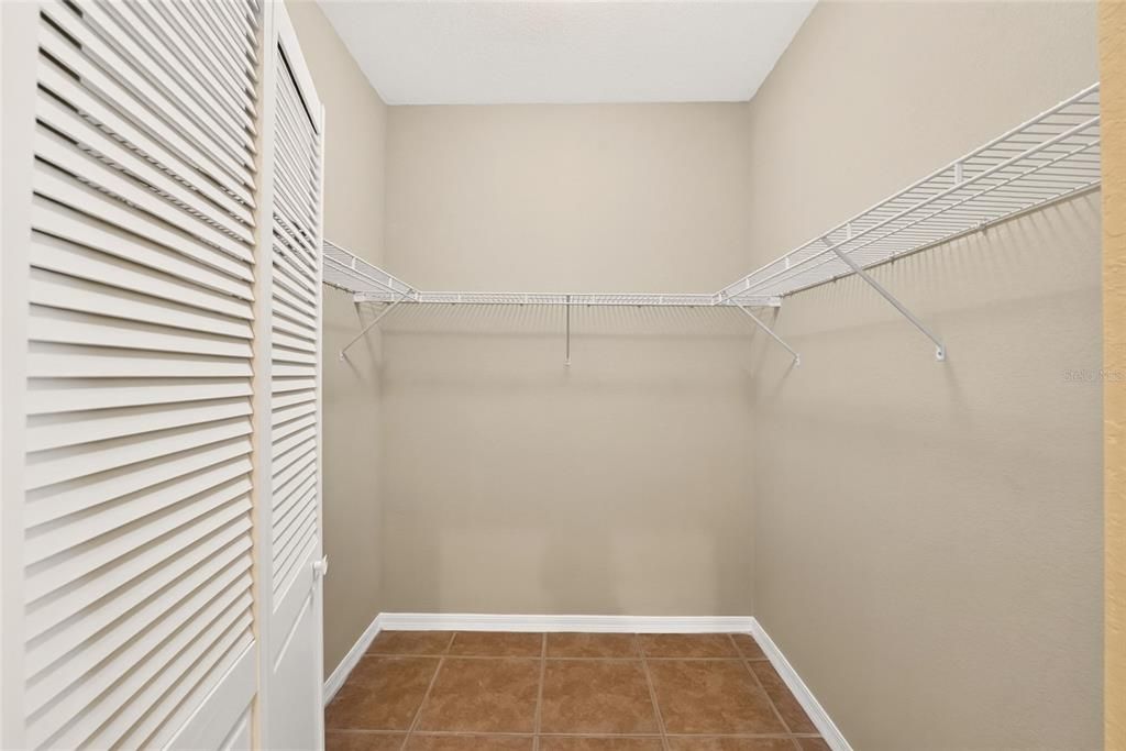 For Sale: $210,000 (3 beds, 3 baths, 1463 Square Feet)