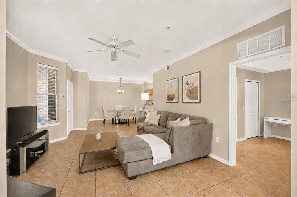 For Sale: $210,000 (3 beds, 3 baths, 1463 Square Feet)