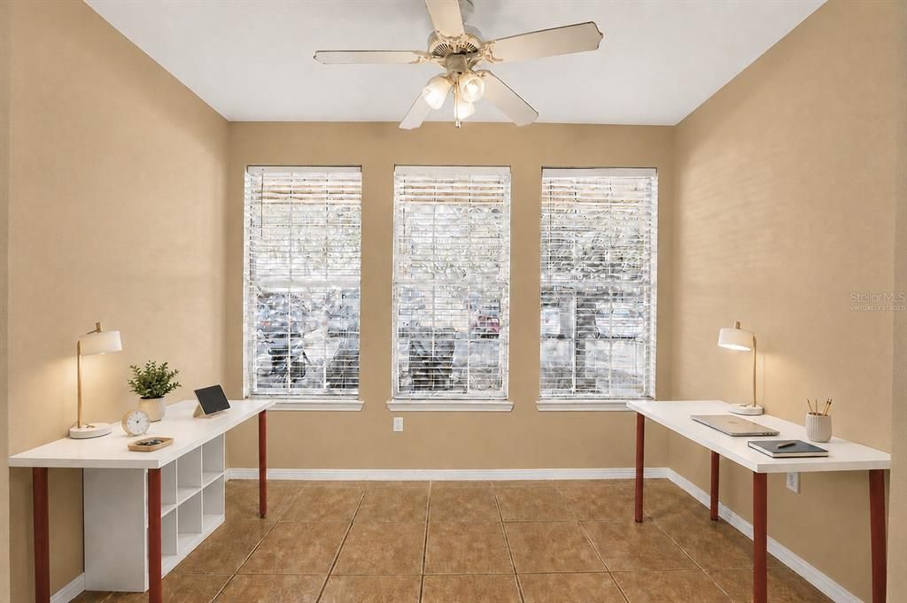 For Sale: $210,000 (3 beds, 3 baths, 1463 Square Feet)
