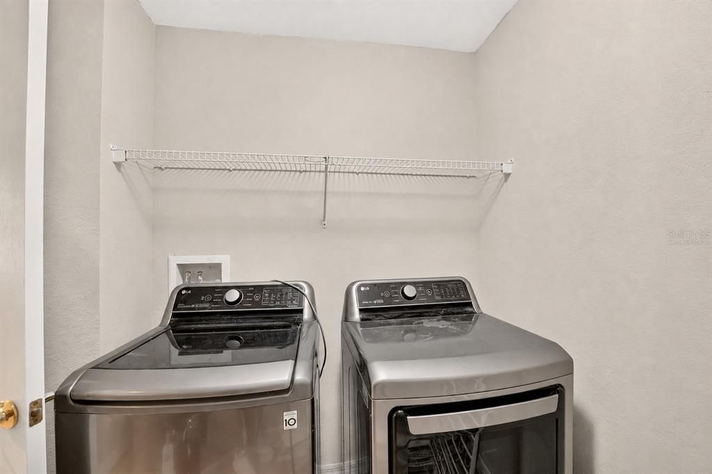 For Sale: $210,000 (3 beds, 3 baths, 1463 Square Feet)
