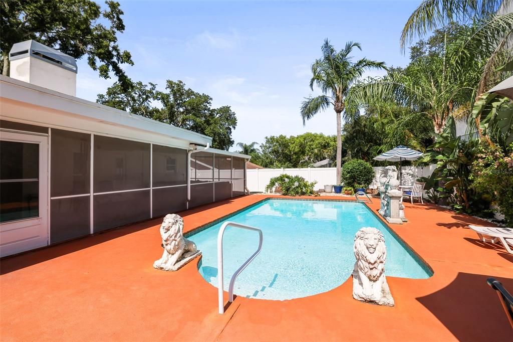 En Venta: $849,000 (4 camas, 2 baños, 2085 Pies cuadrados)