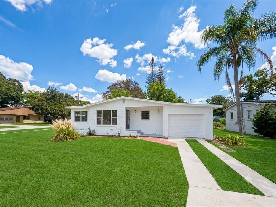 На продажу: $289,900 (3 спален, 2 ванн, 1353 Квадратных фут)