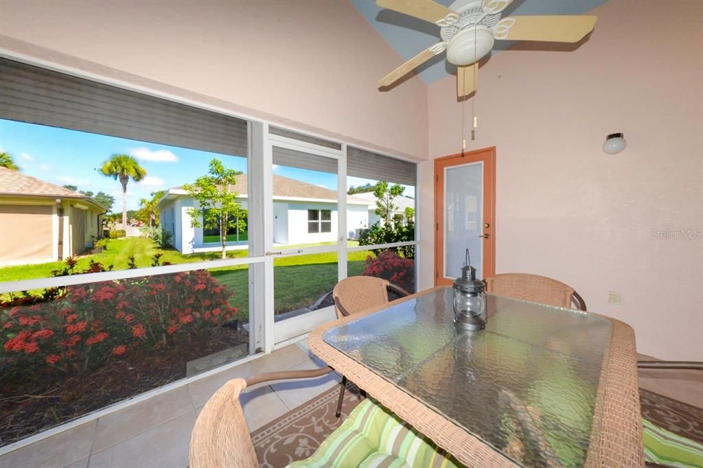 En Venta: $242,500 (3 camas, 2 baños, 1380 Pies cuadrados)