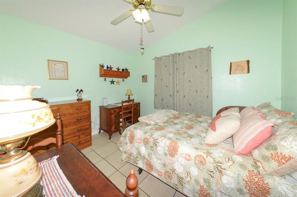En Venta: $242,500 (3 camas, 2 baños, 1380 Pies cuadrados)