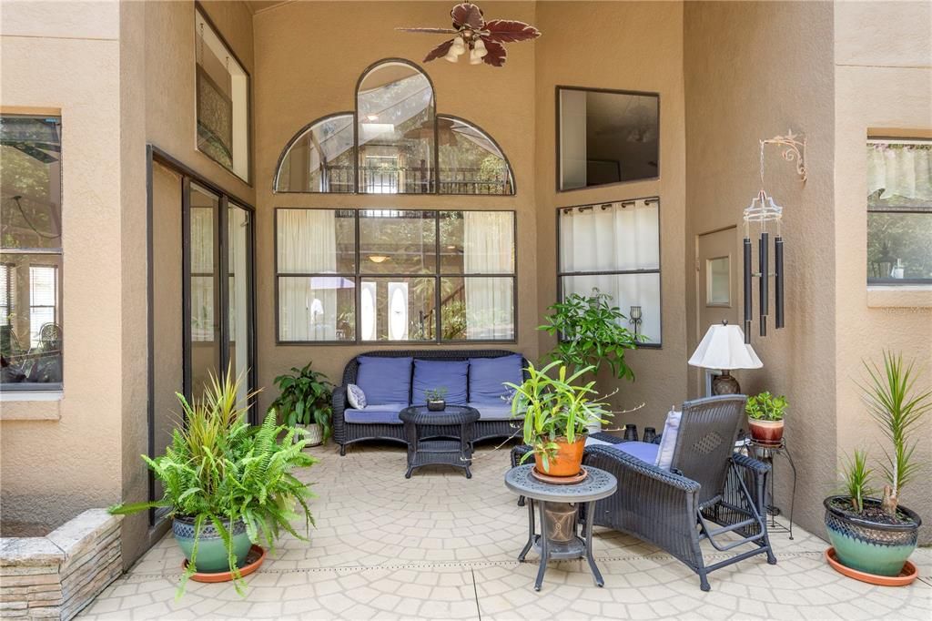 En Venta: $530,000 (4 camas, 2 baños, 2366 Pies cuadrados)