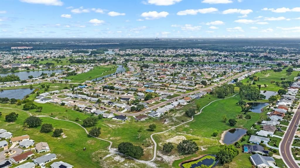 На продажу: $215,000 (2 спален, 1 ванн, 1431 Квадратных фут)