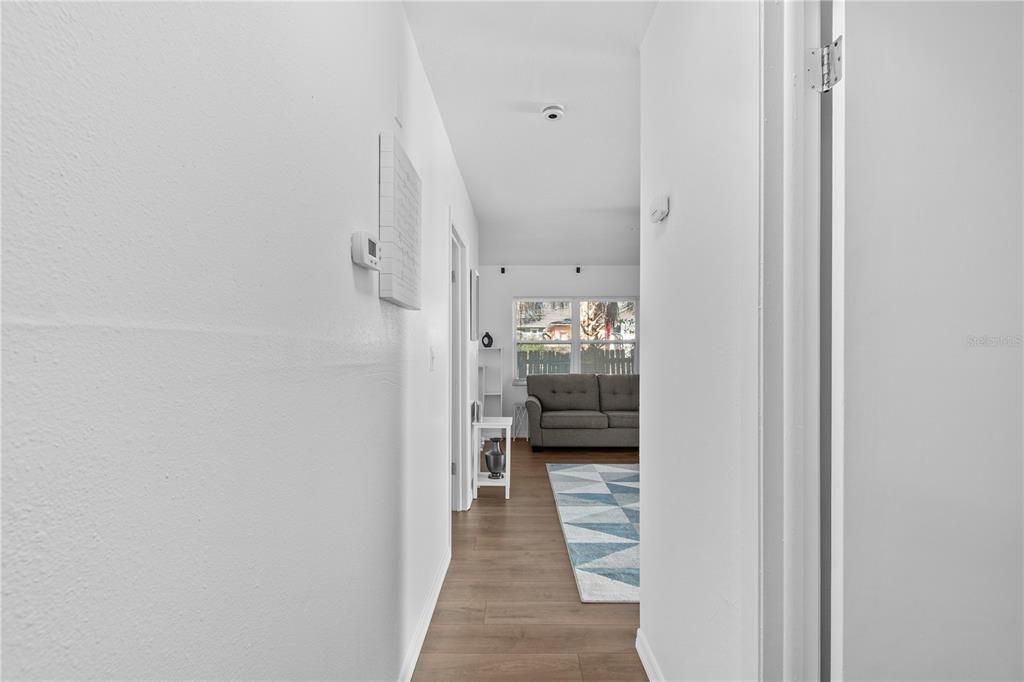 En Venta: $485,000 (4 camas, 3 baños, 1612 Pies cuadrados)