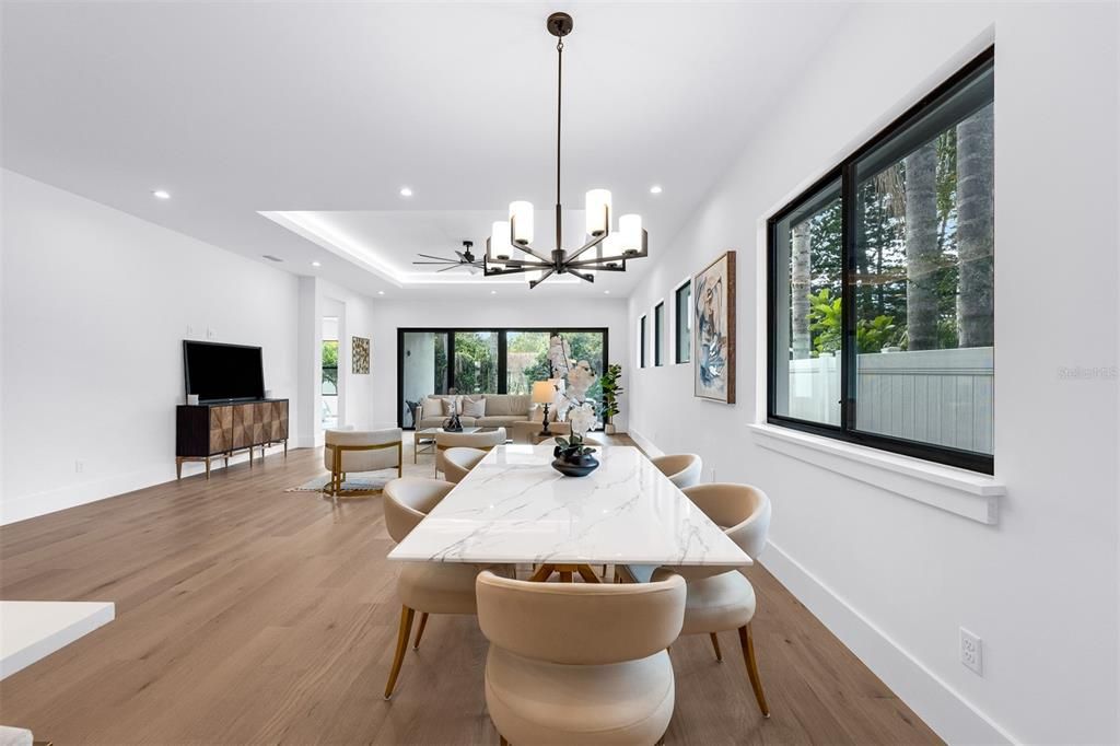 En Venta: $1,419,900 (4 camas, 3 baños, 2984 Pies cuadrados)
